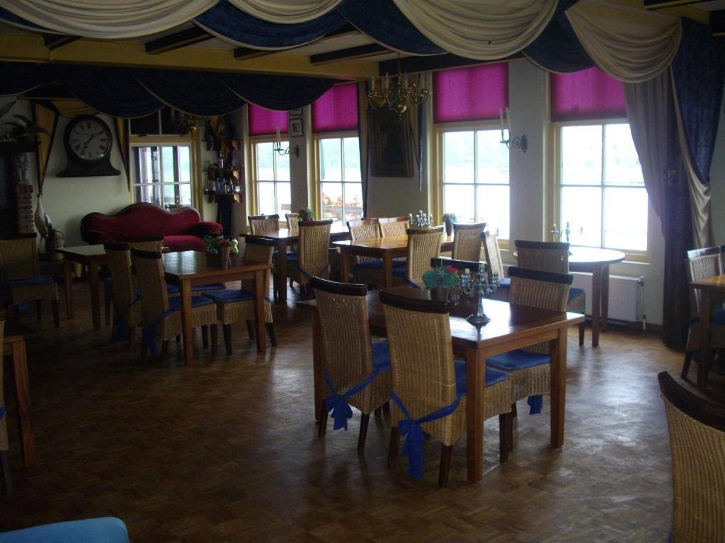 De Oude Schouw Hotel Jirnsum Ngoại thất bức ảnh